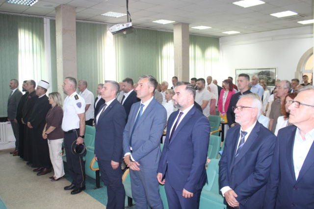 Svečanom sjednicom Gradskog vijeća Konjic, obilaskom spomen obilježja i polaganjem cvijeća danas obilježen 16.juni Dan grada Konjica