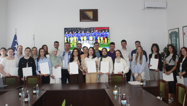 Za 34 najuspje&scaron;nija studenta i ove godine Grad Konjic obezbjedio novčane nagrade u iznosu od 1500 KM