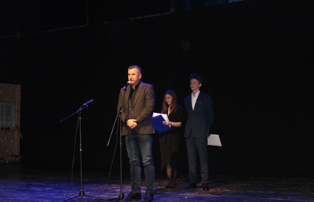 Okupljanje mladih poklonika teatra u Konjicu &ndash; Gradonačelnik Ćatić svečano otvorio 24.Festival srednjo&scaron;kolskog dramskog stvara&scaron;tva Bosne i Hercegovine