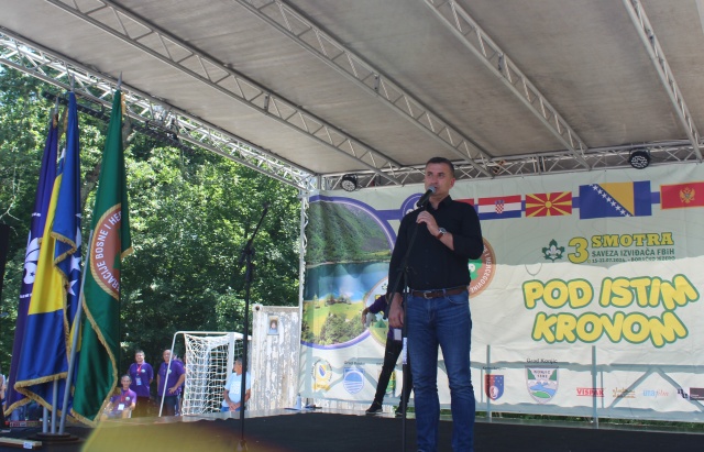 Gradonačelnik Ćatić svečano otvorio 3. Smotru Saveza izviđača Federacije Bosne i Hercegovine na Boračkom jezeru, koja se održava u sklopu Konjičkog ljeta