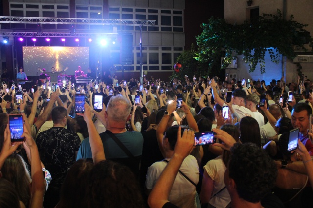 Konjičko ljeto i Dani dijaspore “Konjic u srcu BiH” posjetiocima pružili ugodne trenutke uz cjelovečernji koncert Mirze Selimovića