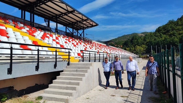 Grad Konjic nastavio kontinuitet ulaganja u sportske terene - počela druga faza uređenja Gradskog stadiona